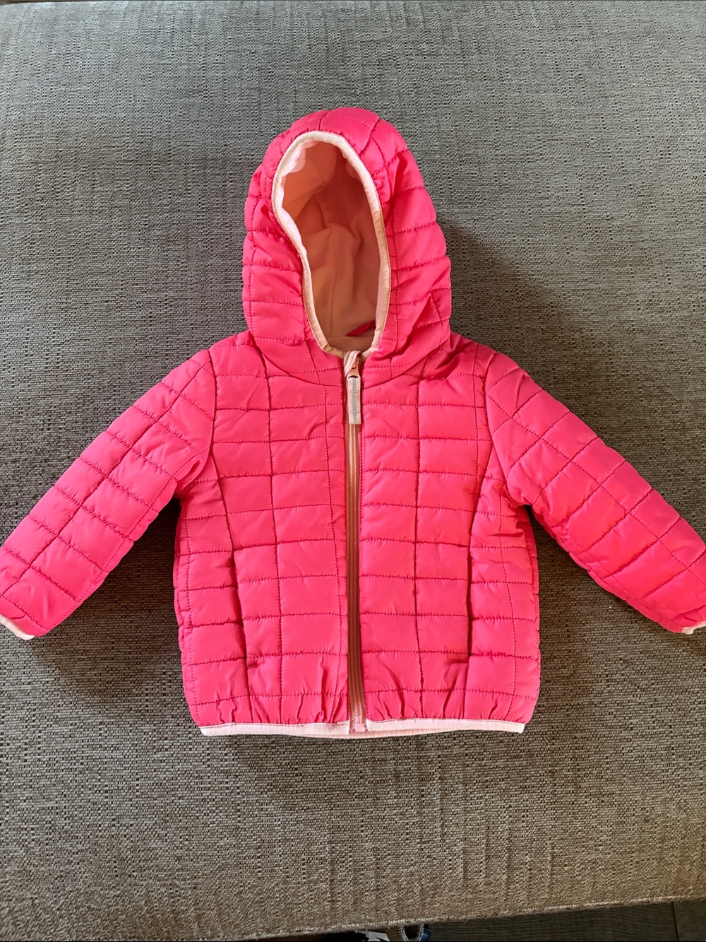 Cat & Jack Bright Pink Quilted Hooded Puffer Jacket Fleece Lined 18 months